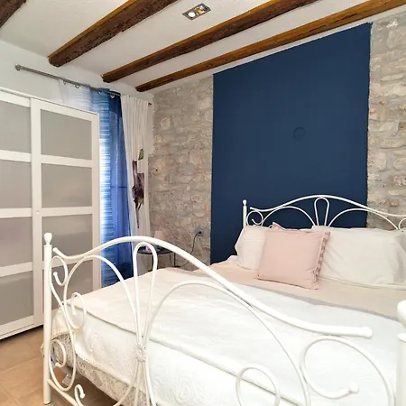 Michela 2029 Apartmán Pula
